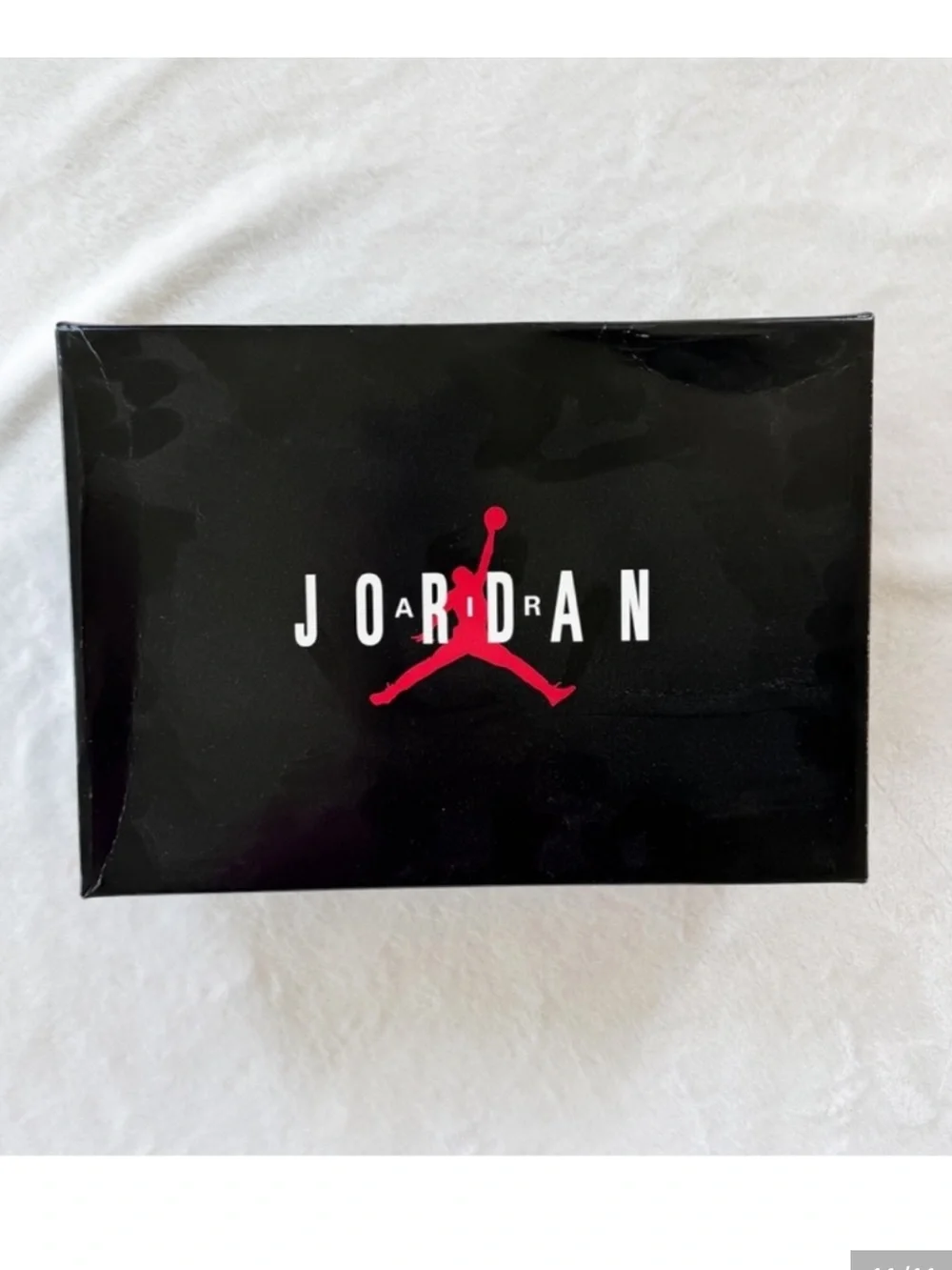 Air Jordan 11 Low Bred Black Red | Men's 8.5